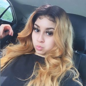 Meet your Posher, Celeste